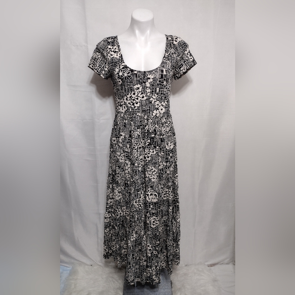 NWT Maeve Catalina Black Floral Tiered Maxi Dress Small Elegant Chic MSRP $138 - Picture 3 of 17